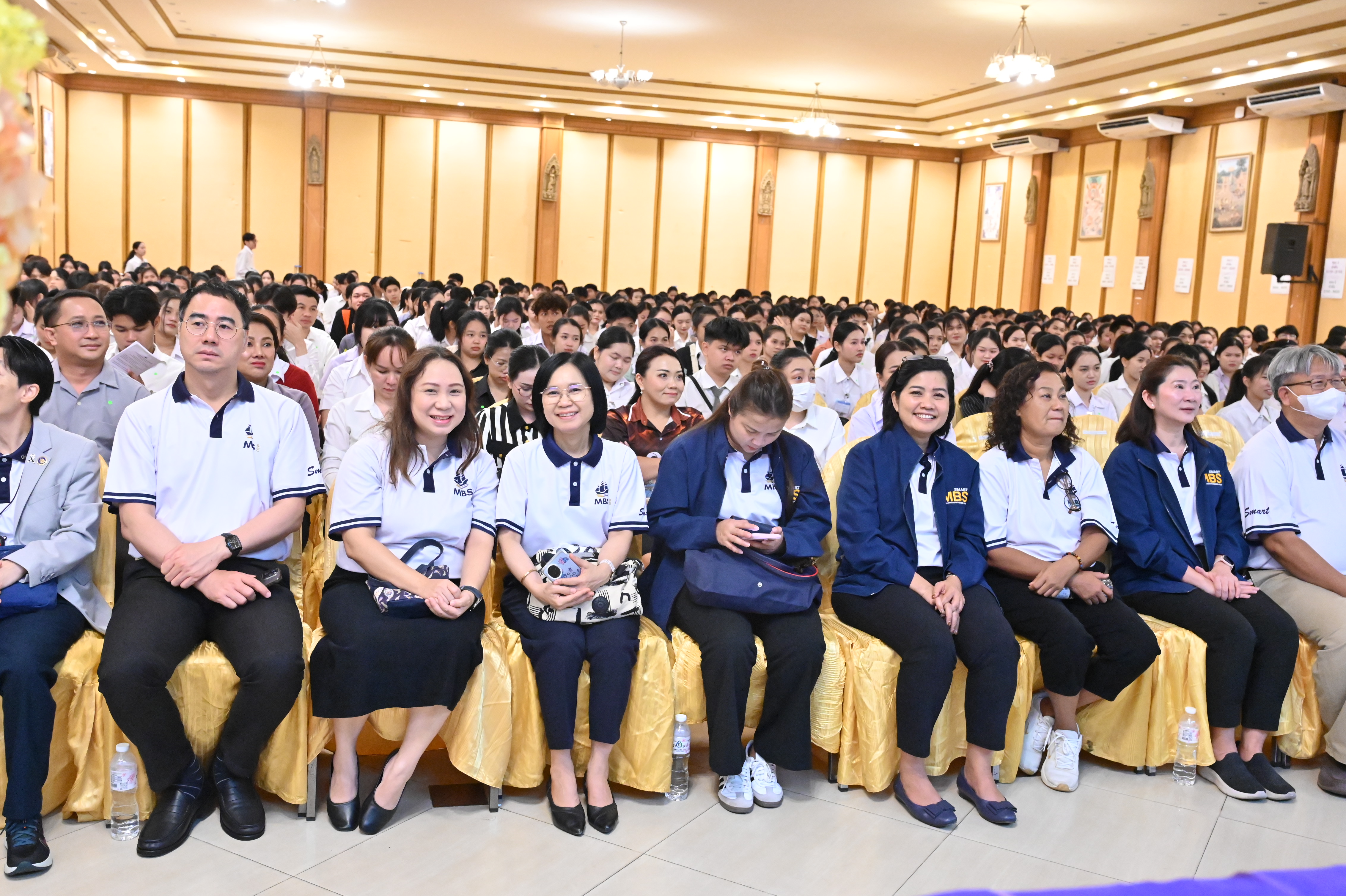 ภาพบรรยากาศการฝึกซ้อมงานรับพระราชทานปริญญาบัตร มหาวิทยาลัยมหาสารคาม ประจำปีการศึกษา 2567 (การฝึกซ้อมย่อยระดับคณะวันแรก) 