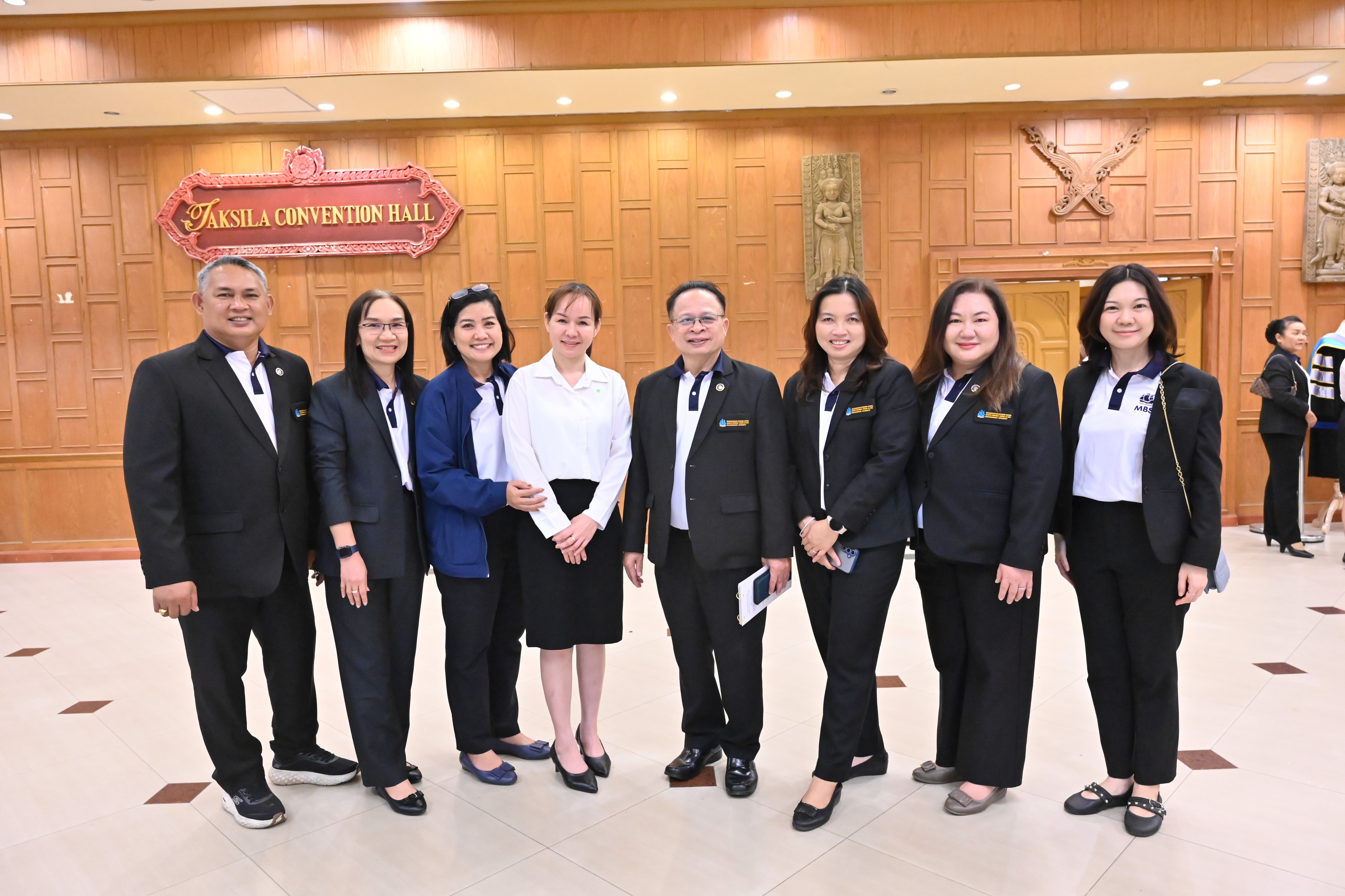 ภาพบรรยากาศการฝึกซ้อมงานรับพระราชทานปริญญาบัตร มหาวิทยาลัยมหาสารคาม ประจำปีการศึกษา 2567 (การฝึกซ้อมย่อยระดับคณะวันแรก) 