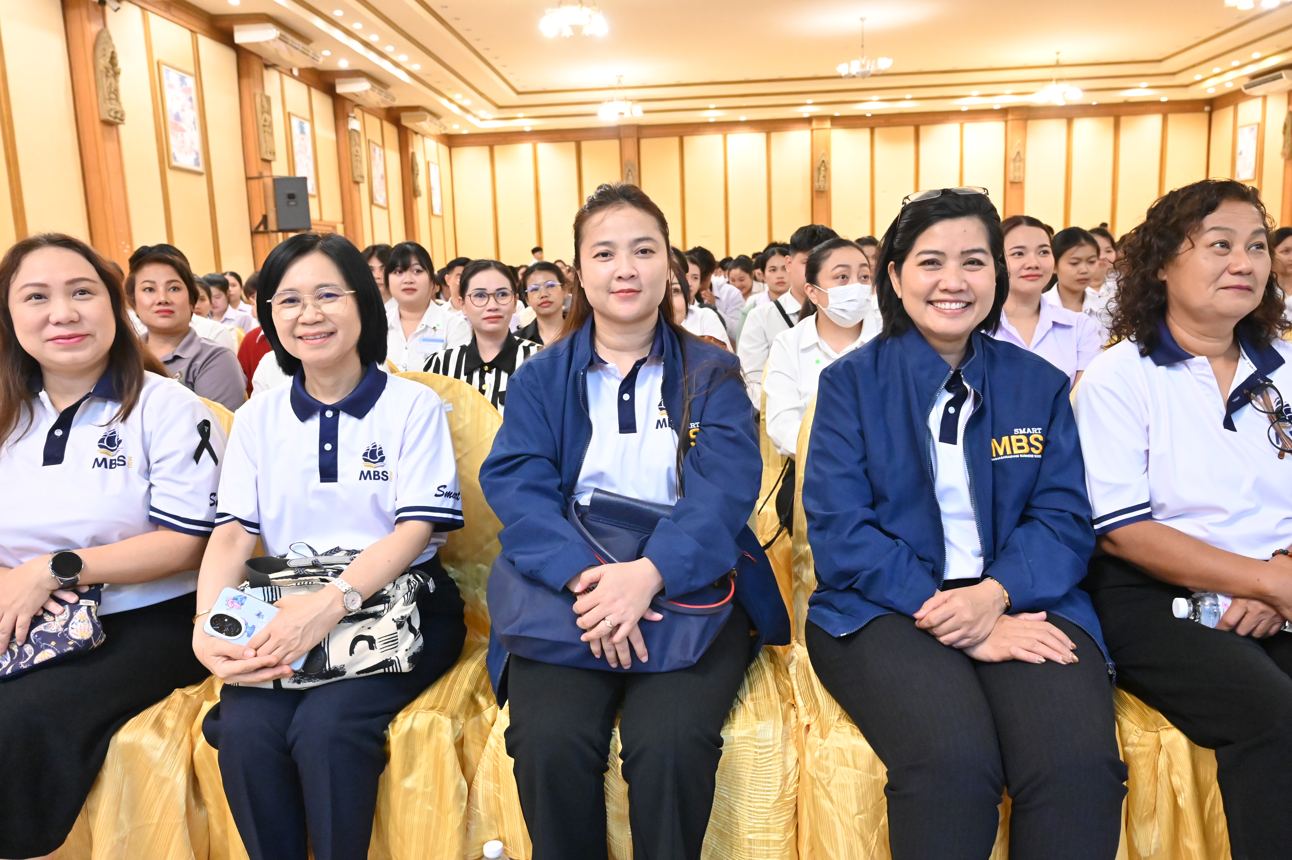 ภาพบรรยากาศการฝึกซ้อมงานรับพระราชทานปริญญาบัตร มหาวิทยาลัยมหาสารคาม ประจำปีการศึกษา 2567 (การฝึกซ้อมย่อยระดับคณะวันแรก) 