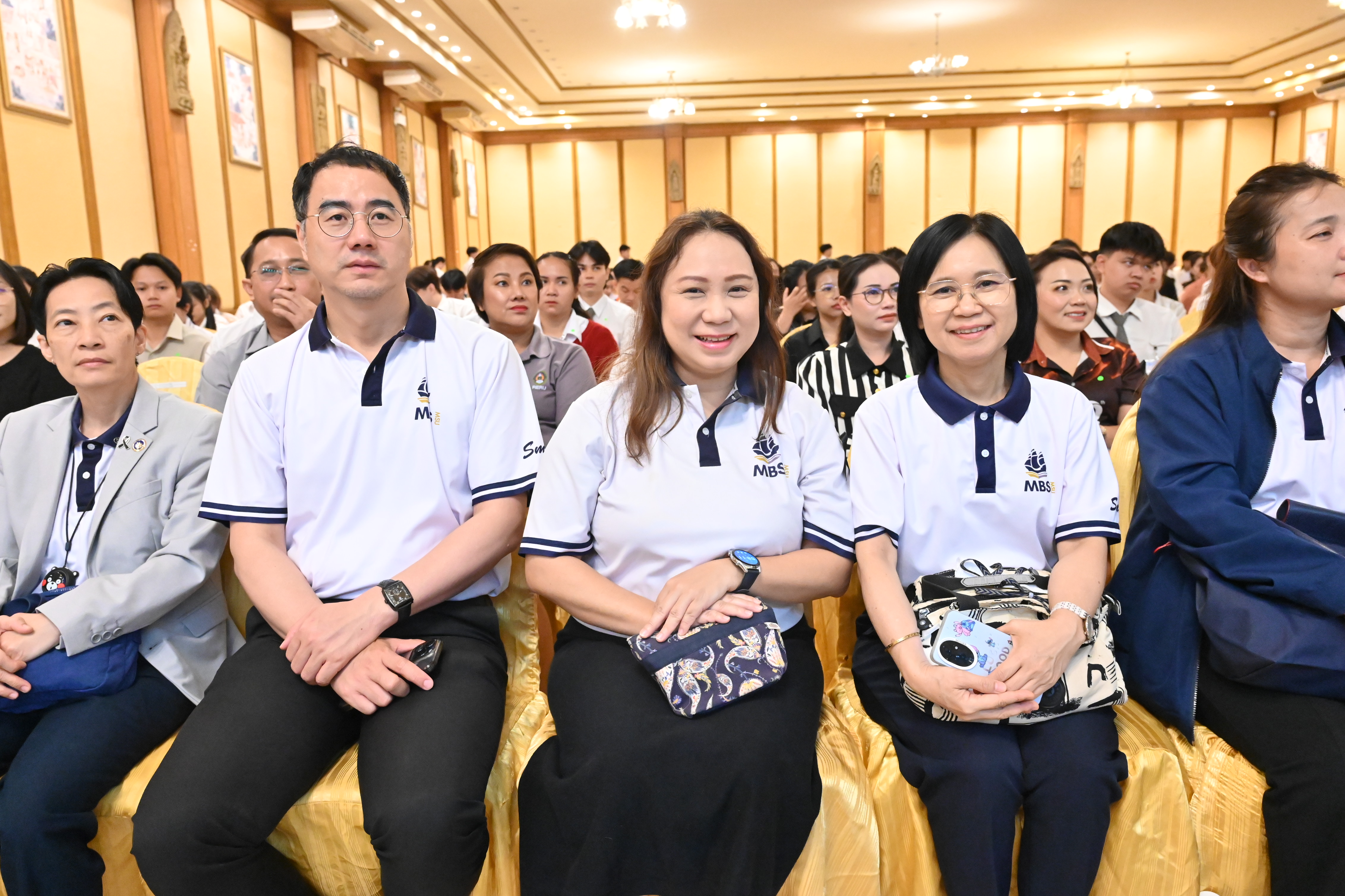 ภาพบรรยากาศการฝึกซ้อมงานรับพระราชทานปริญญาบัตร มหาวิทยาลัยมหาสารคาม ประจำปีการศึกษา 2567 (การฝึกซ้อมย่อยระดับคณะวันแรก) 