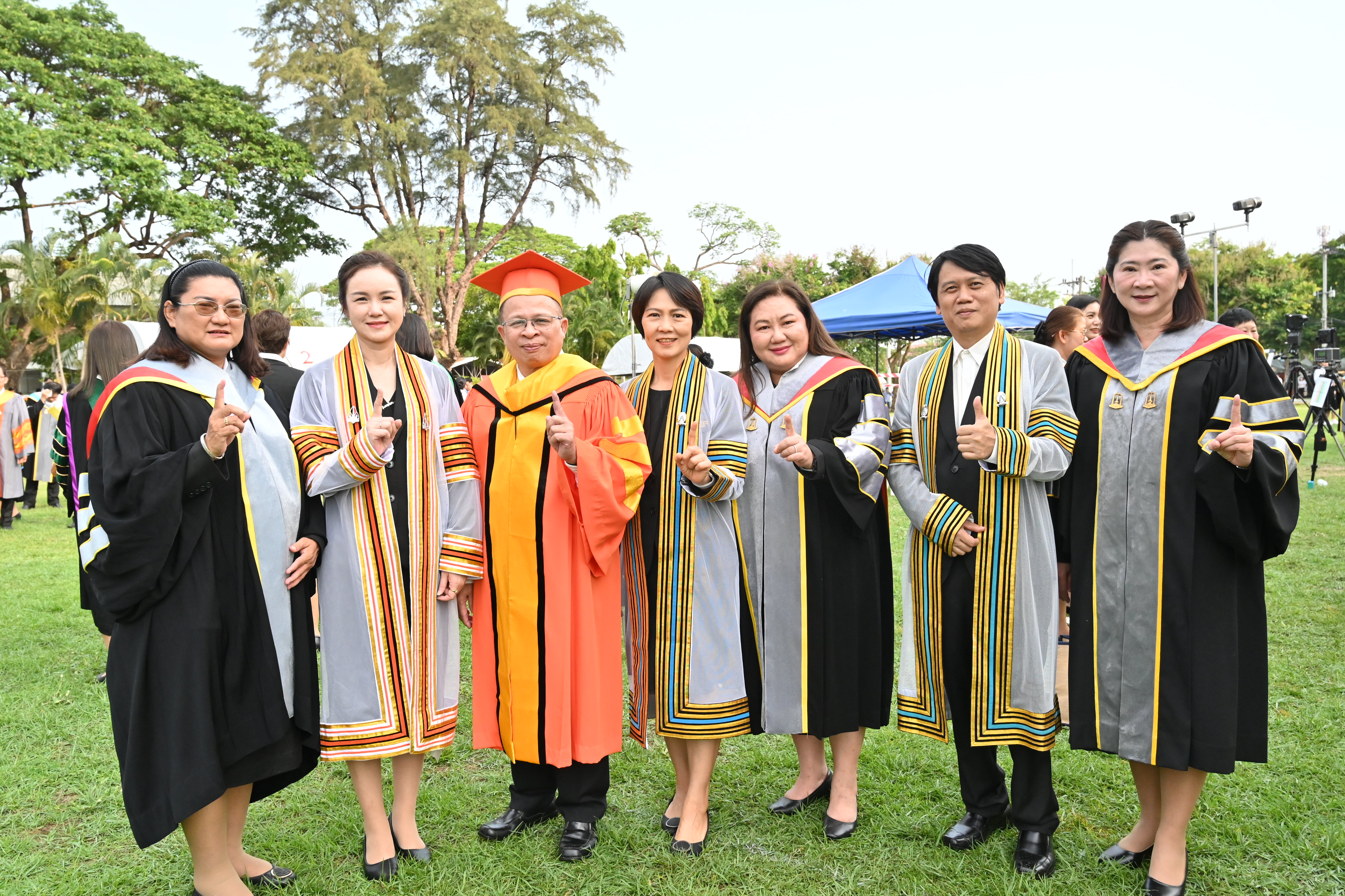 ภาพบรรยากาศการฝึกซ้อมงานรับพระราชทานปริญญาบัตร มหาวิทยาลัยมหาสารคาม ประจำปีการศึกษา 2567 (พิธีซ้อมใหญ่) 