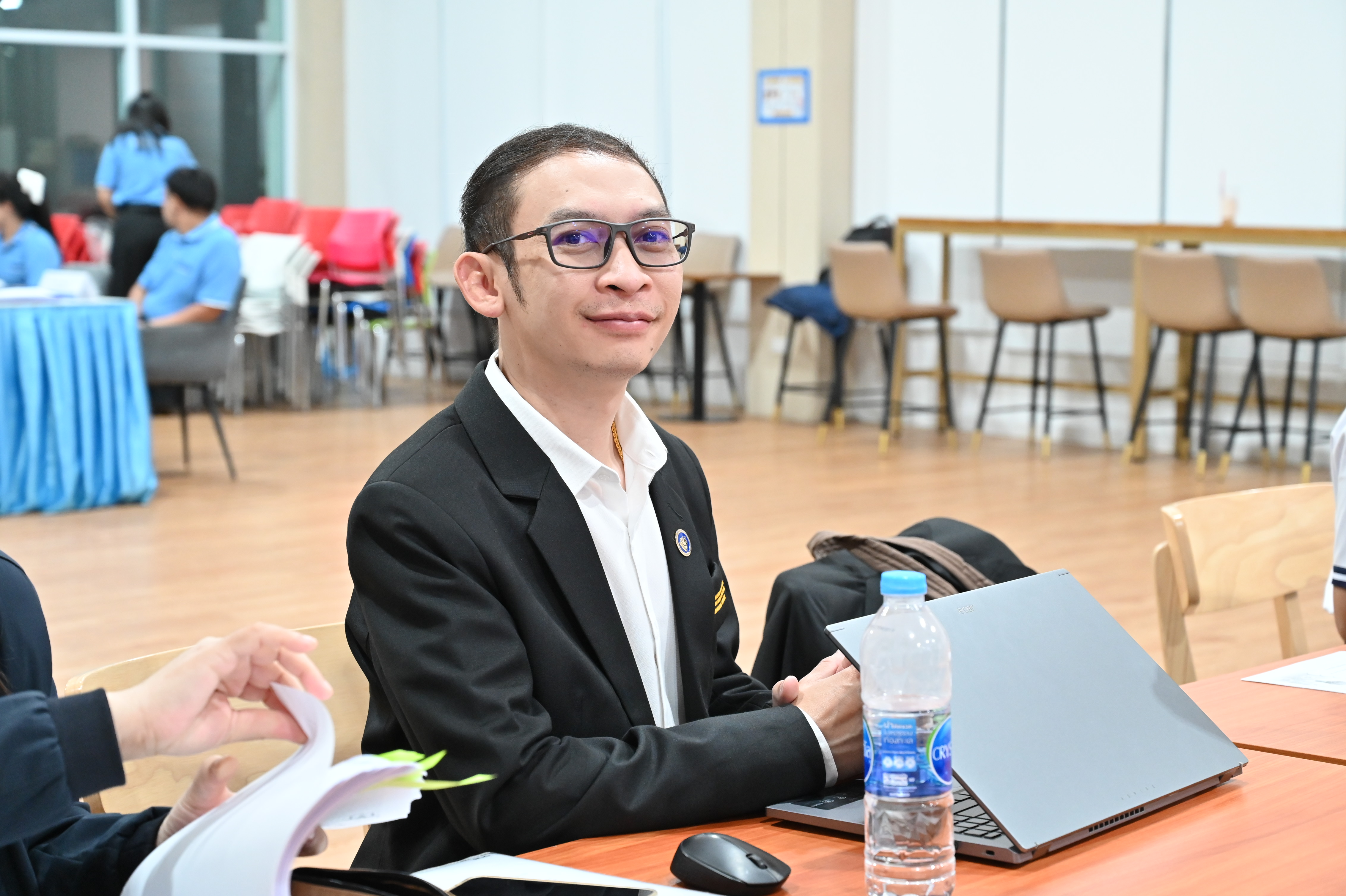 ศูนย์นวัตกรรมธุรกิจและห้องทดลองแห่งอนาคต จัดโครงการอบรมสัมมนาเชิงปฏิบัติการ หัวข้อ Proposal & Pitch: เขียนอย่างโปร Pitch อย่างปัง จากธุรกิจนวัตกรรมสู่การตลาดอย่างยั่งยืน